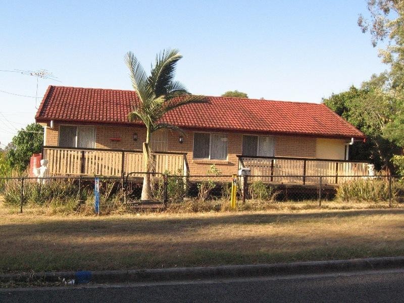 2 Fitchett Street, Goodna QLD 4300