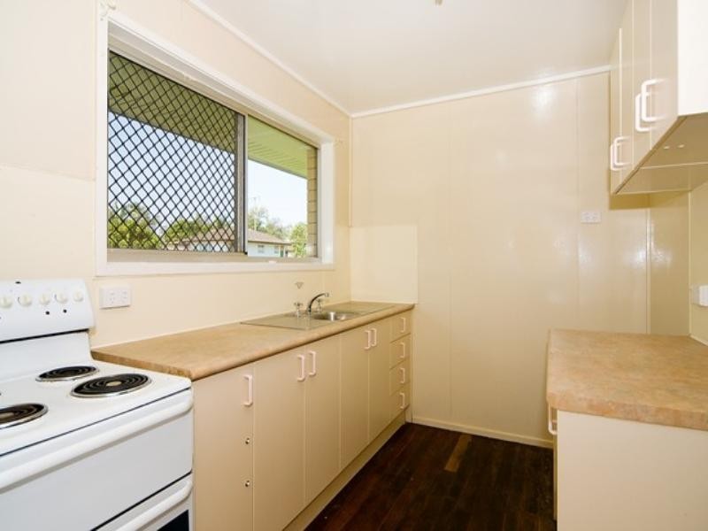 14 Fitchett Street, Goodna QLD 4300