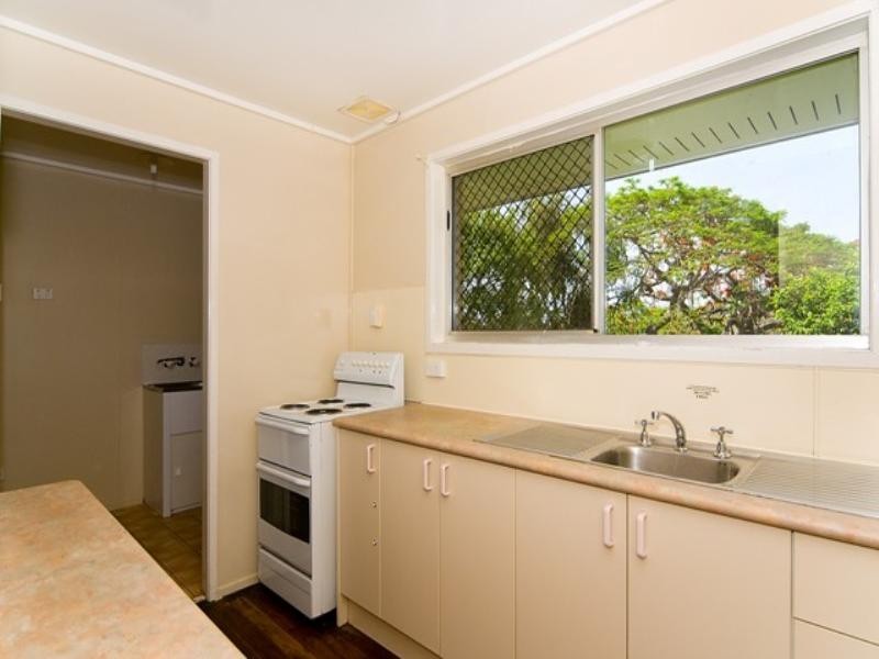 14 Fitchett Street, Goodna QLD 4300