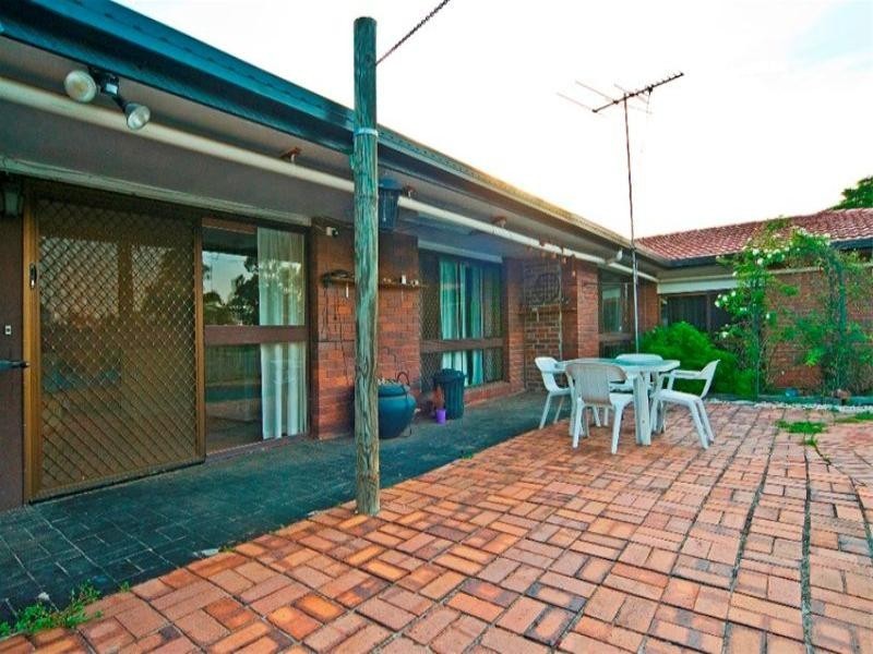 99 Johnston Street, Bellbird Park QLD 4300