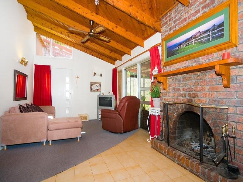 25 Devon Drive, Bellbird Park QLD 4300