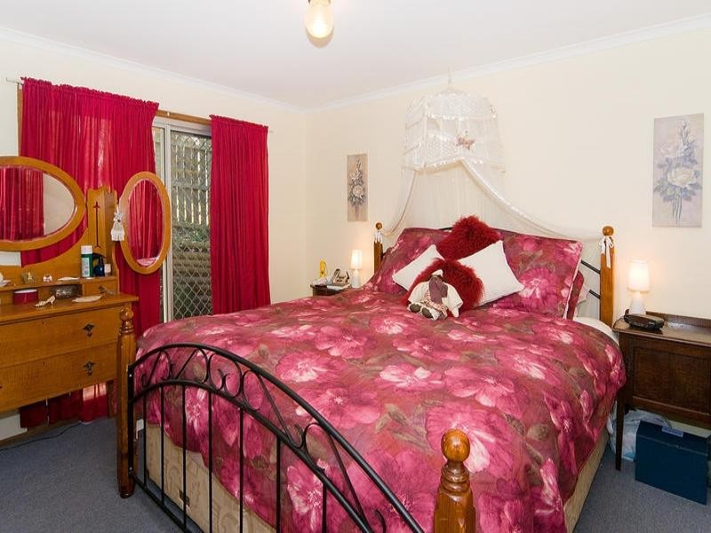 25 Devon Drive, Bellbird Park QLD 4300