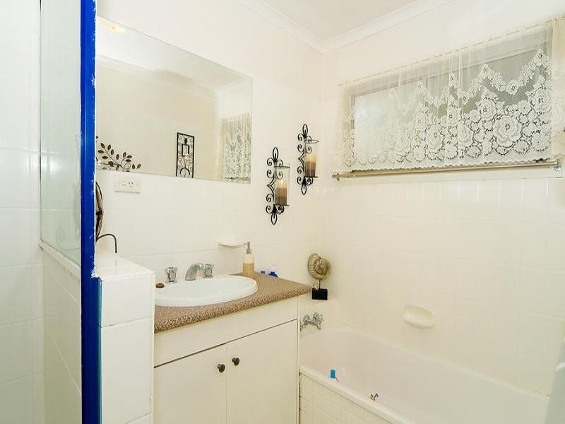 25 Devon Drive, Bellbird Park QLD 4300