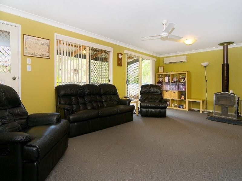 56 Woodlands Avenue, Camira QLD 4300