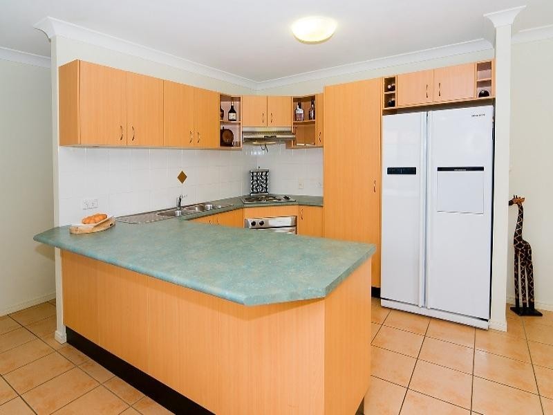 18 Sutherland Crescent, Goodna QLD 4300