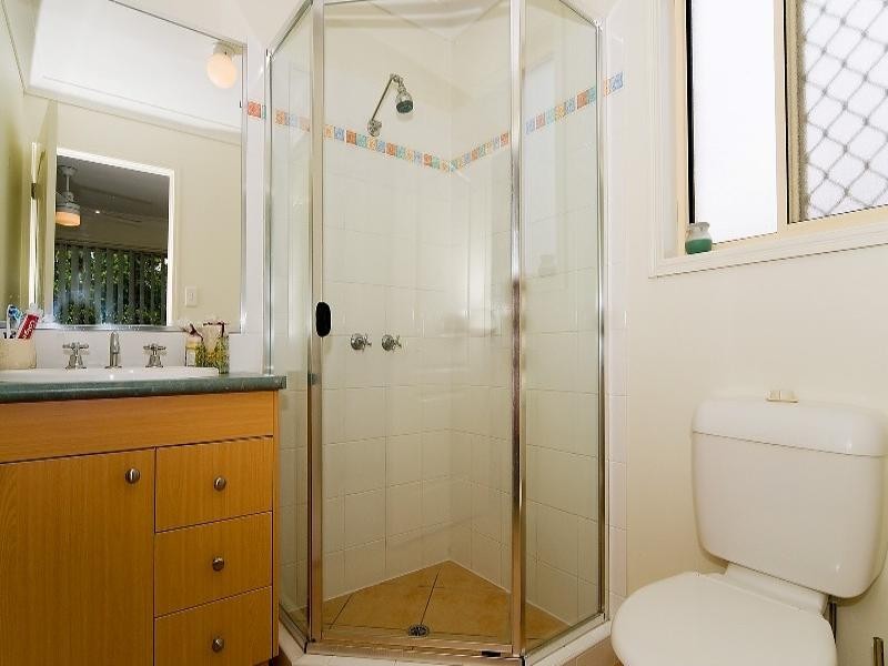 18 Sutherland Crescent, Goodna QLD 4300