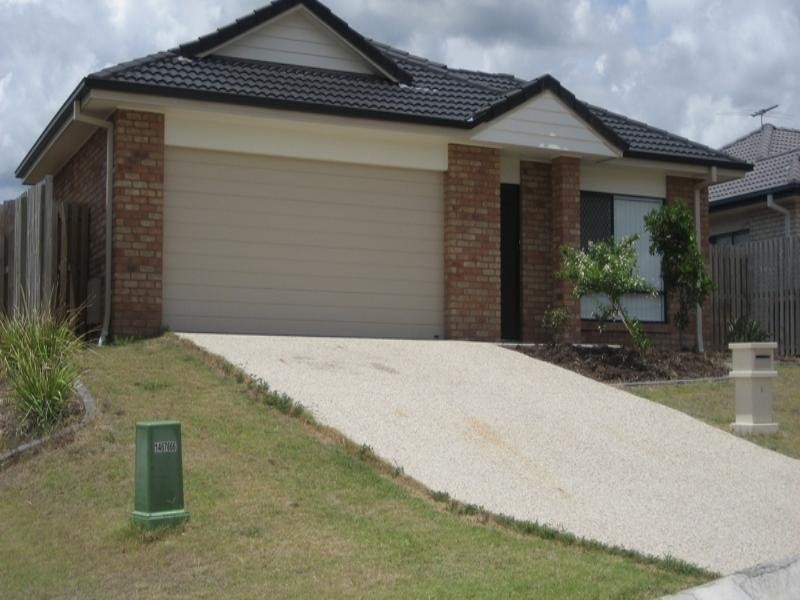 6 Martin Place, Redbank Plains QLD 4301