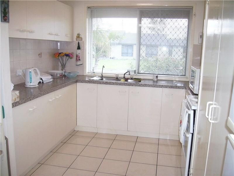 10 Rockman Street, Raceview QLD 4305