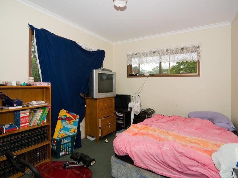 31 Boscawan Crescent, Bellbird Park QLD 4300