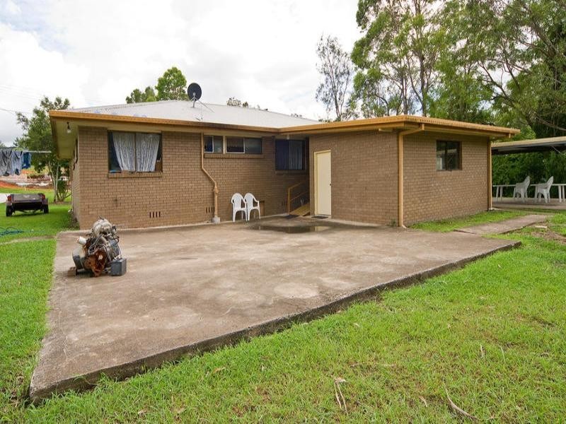 31 Boscawan Crescent, Bellbird Park QLD 4300