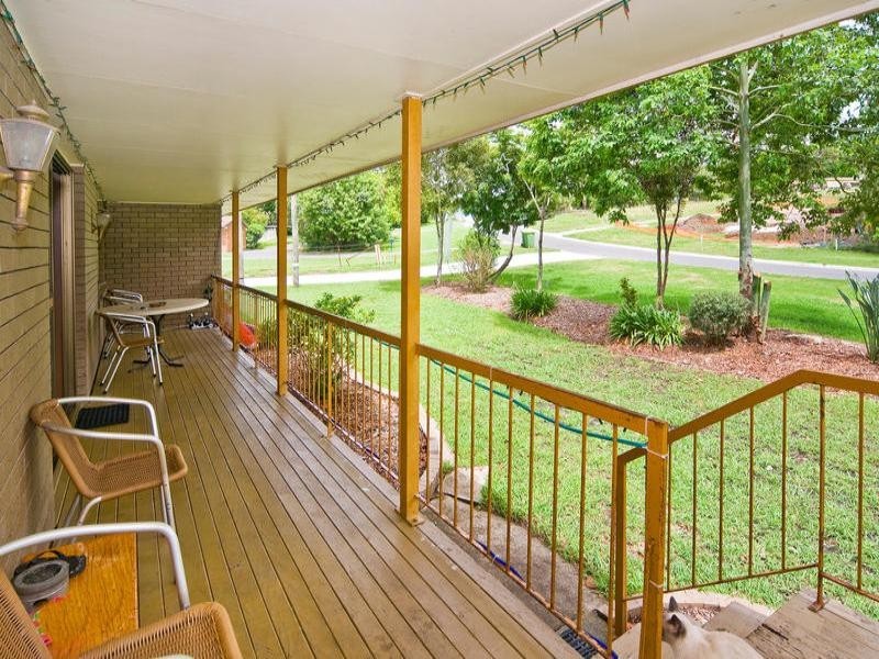 31 Boscawan Crescent, Bellbird Park QLD 4300