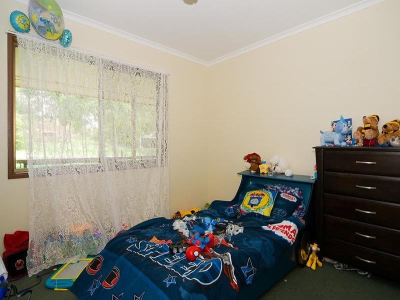 31 Boscawan Crescent, Bellbird Park QLD 4300