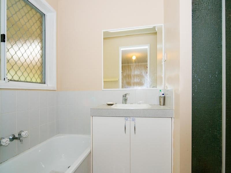 21 Danyel Court, Redbank Plains QLD 4301