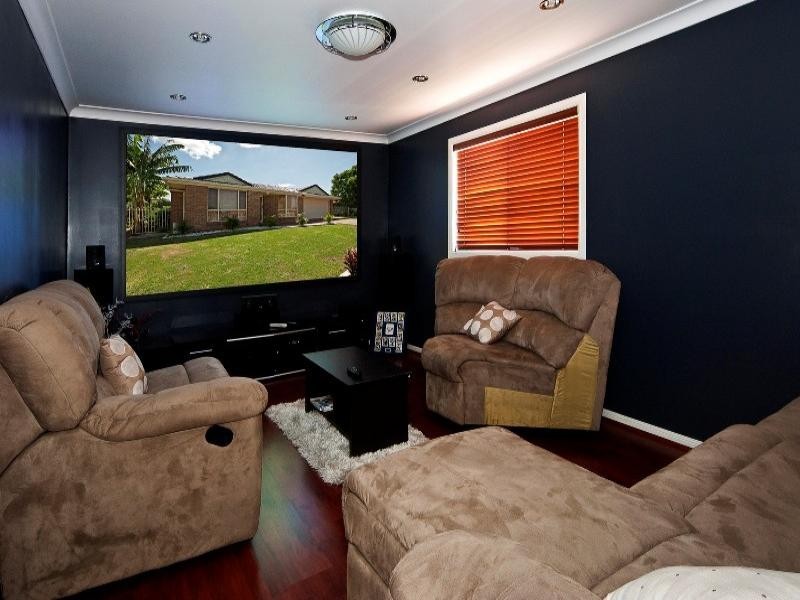 102 Highbury Drive, Redbank Plains QLD 4301