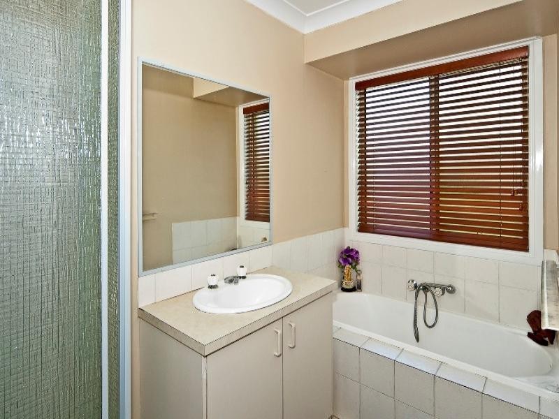 102 Highbury Drive, Redbank Plains QLD 4301