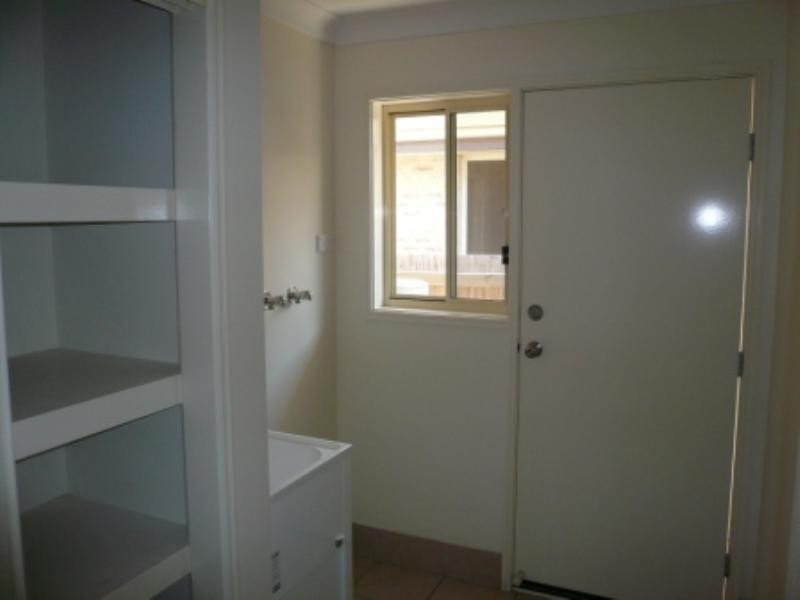 85 Collins Street, Collingwood Park QLD 4301