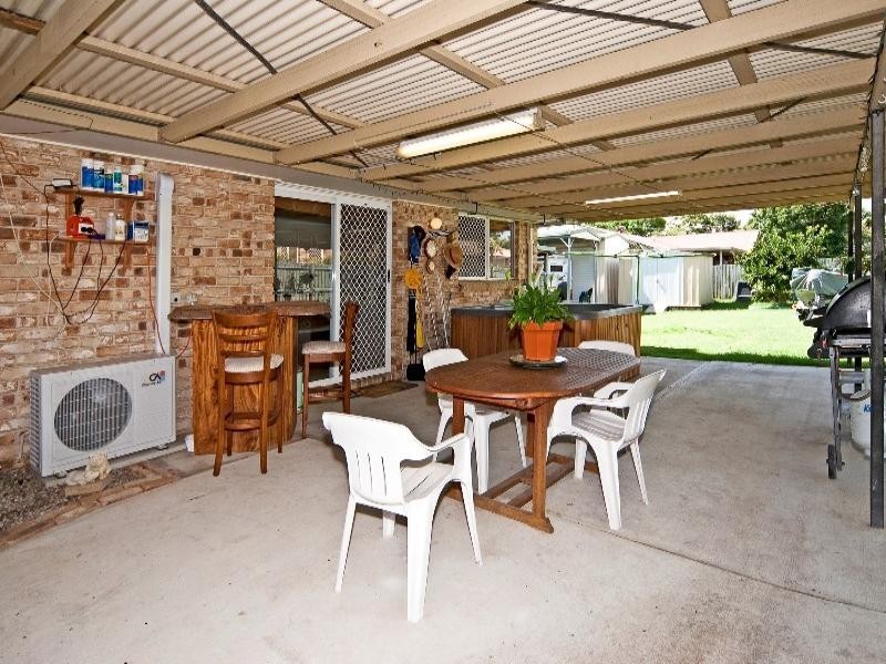 16 Knight Street, Redbank Plains QLD 4301