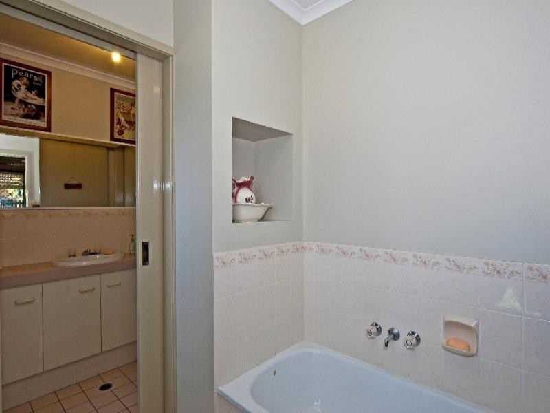 16 Knight Street, Redbank Plains QLD 4301