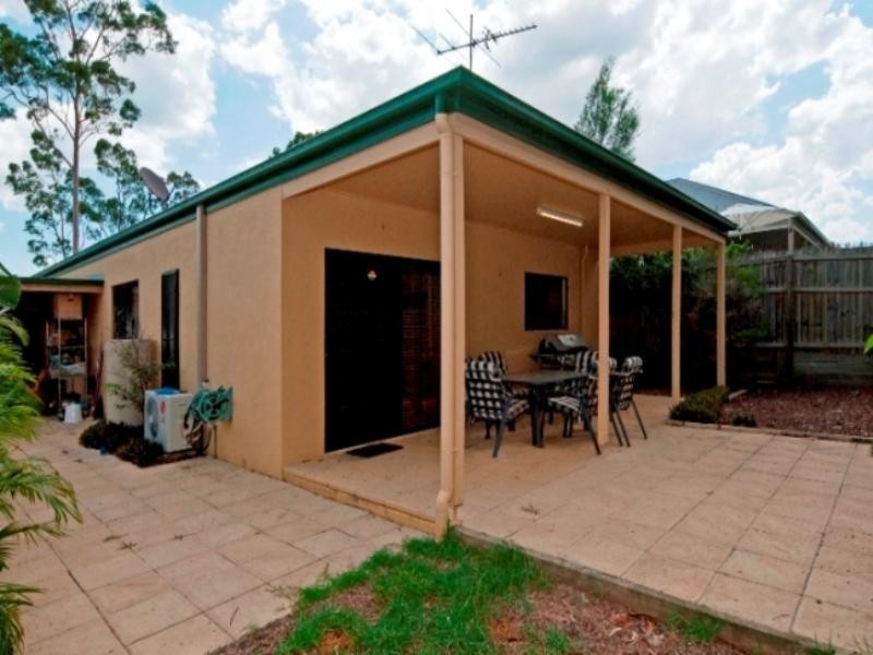 19 Emma Place, Springfield Lakes QLD 4300