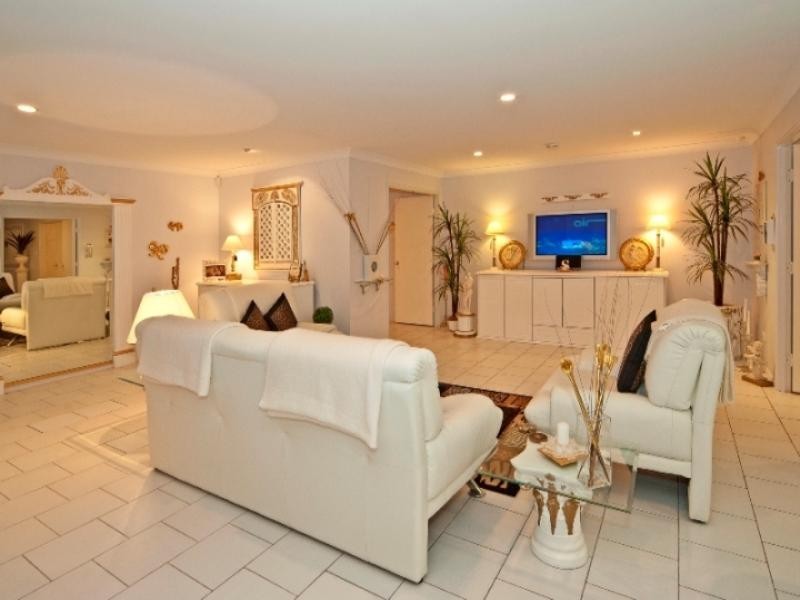 27 Paul Tully Avenue, Collingwood Park QLD 4301