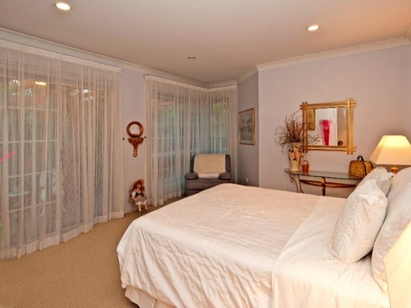 27 Paul Tully Avenue, Collingwood Park QLD 4301