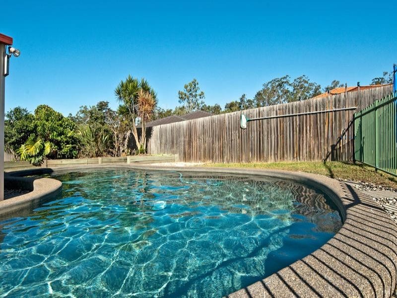 7 Karalla Court, Camira QLD 4300