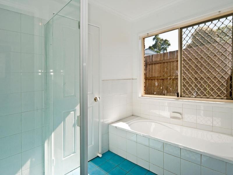 7 Karalla Court, Camira QLD 4300