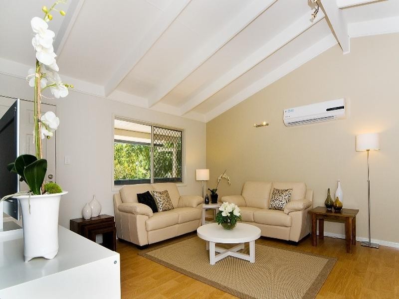 27a Glen Noble Avenue, Redbank Plains QLD 4301