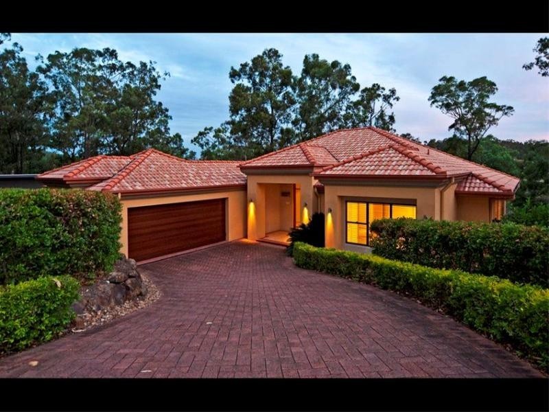 5 Fernbrook Close, Brookwater QLD 4300