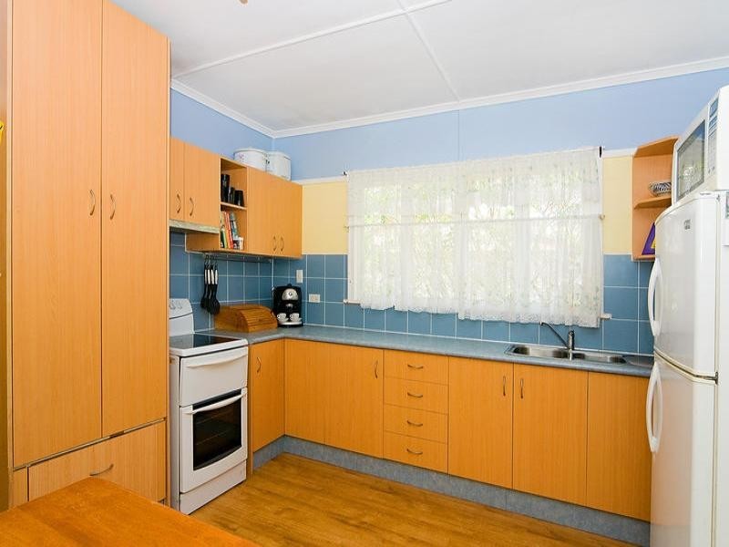 28 Grenadier Circle, Ebbw Vale QLD 4304