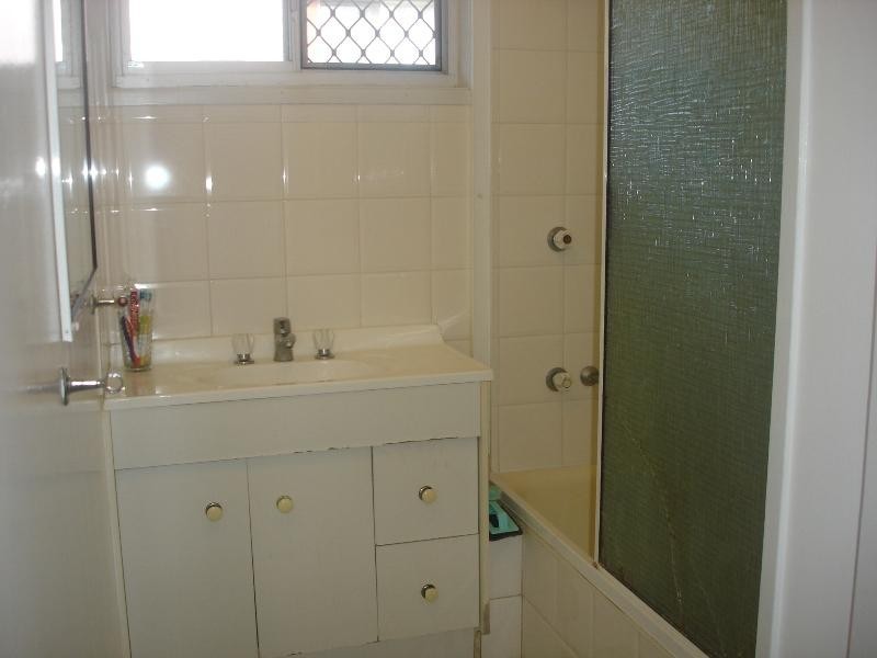 19 Dorricott Crescent, Goodna QLD 4300