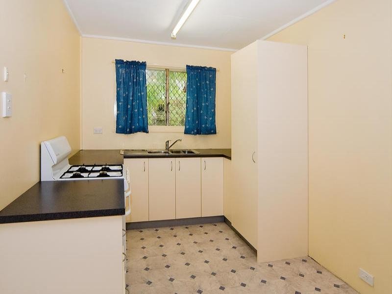 7 Lodge Court, Goodna QLD 4300