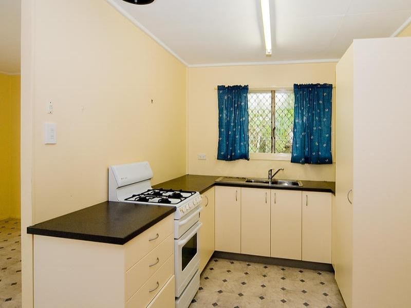 7 Lodge Court, Goodna QLD 4300