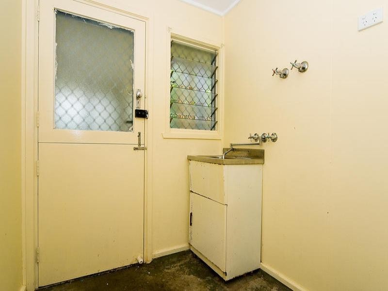 7 Lodge Court, Goodna QLD 4300