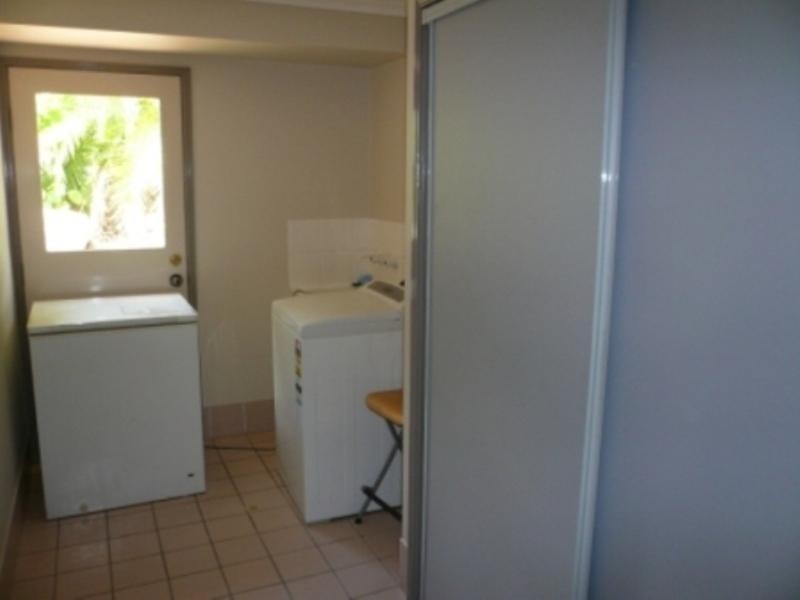 9 McCormack Court, Collingwood Park QLD 4301