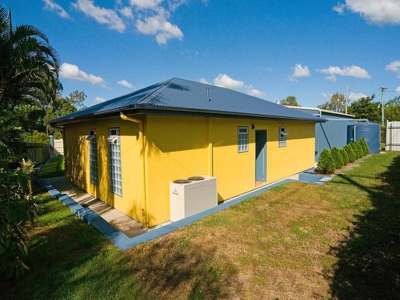 2 Dale Road, Camira QLD 4300