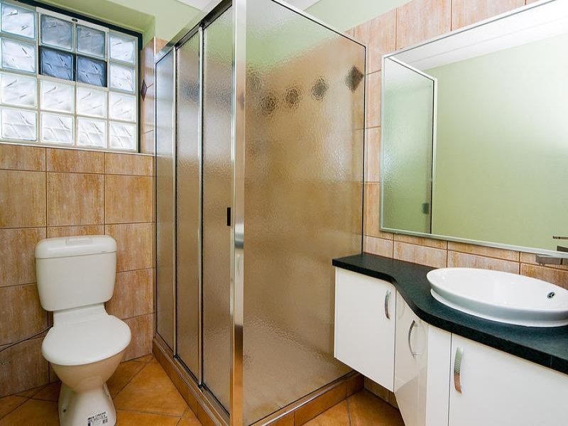 2 Dale Road, Camira QLD 4300