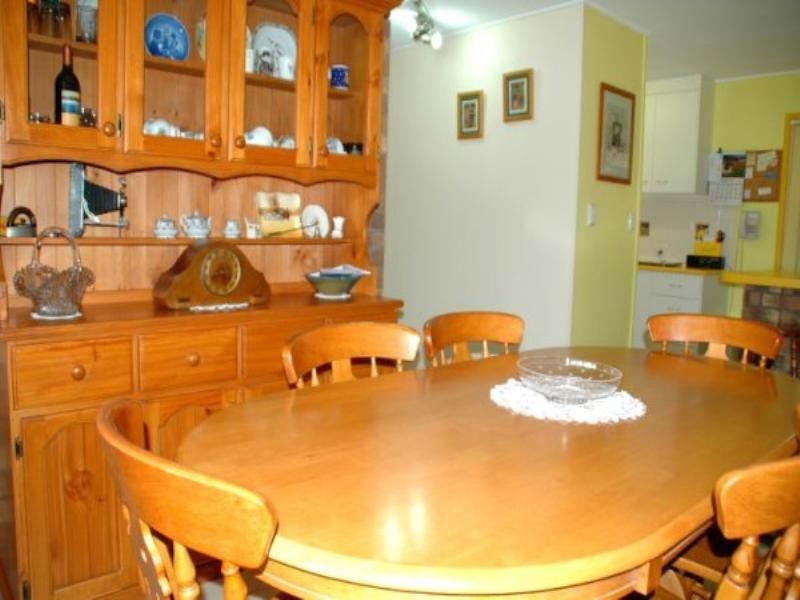 2 Stephen Crescent, Goodna QLD 4300