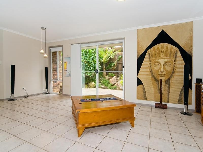 9 McCormack Court, Collingwood Park QLD 4301