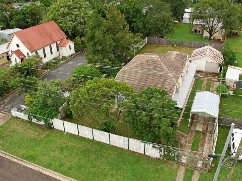 12 New Chum Road, Dinmore QLD 4303