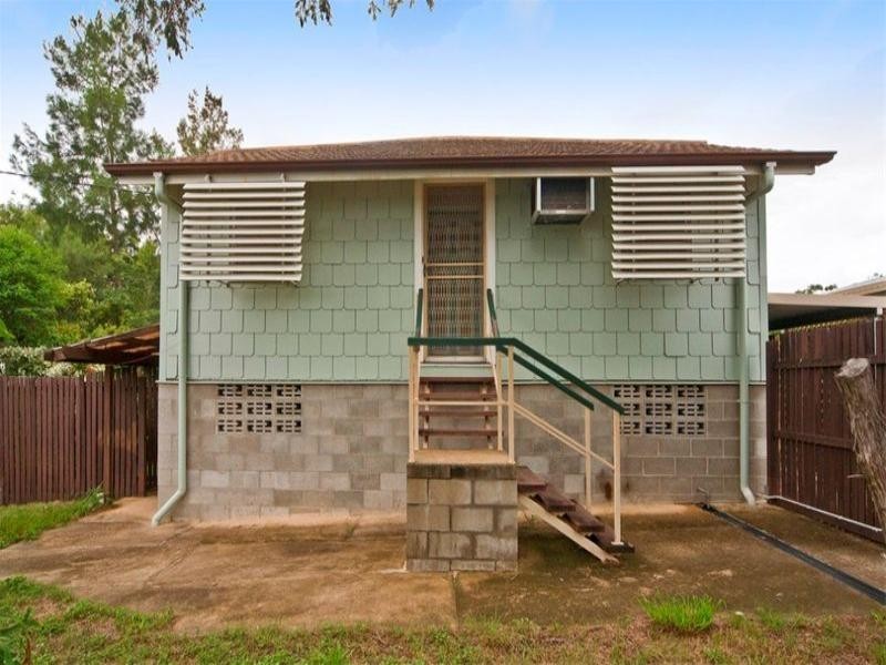 12 New Chum Road, Dinmore QLD 4303