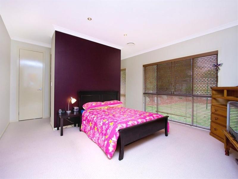 17 Oakview Circuit, Brookwater QLD 4300