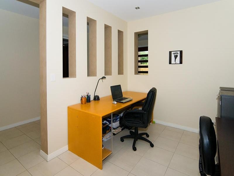 64 Joseph Avenue, Moggill QLD 4070