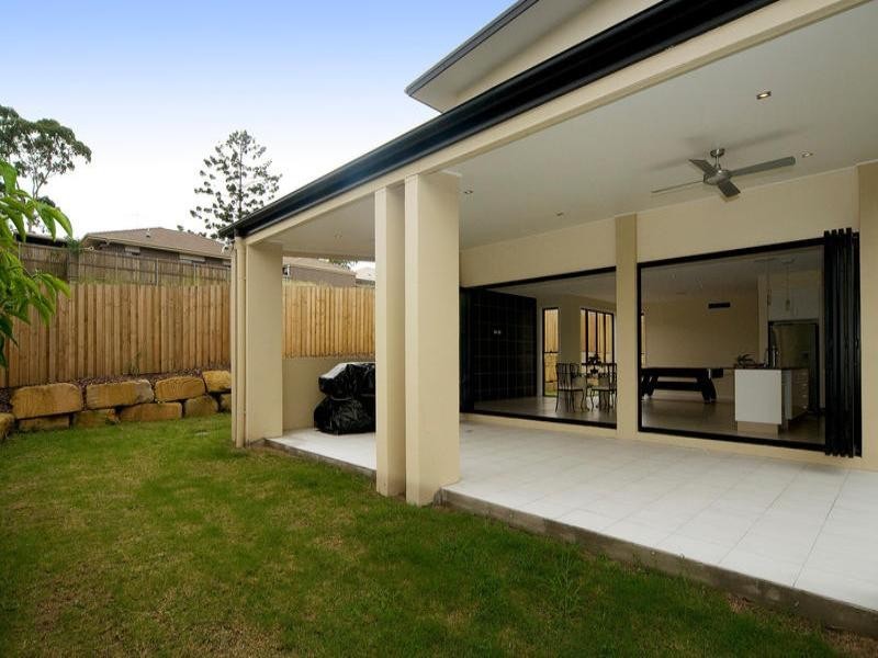 64 Joseph Avenue, Moggill QLD 4070