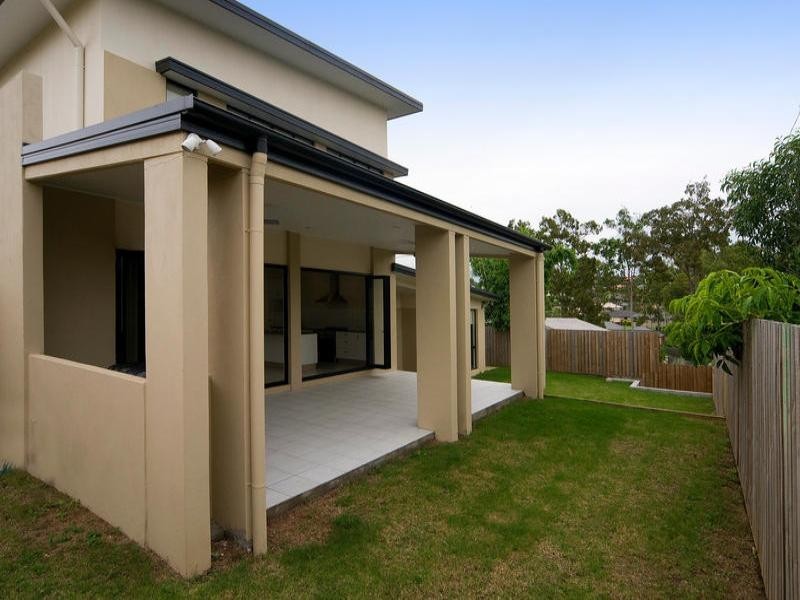 64 Joseph Avenue, Moggill QLD 4070