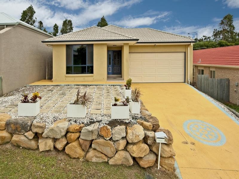 3 Freesia Close, Springfield Lakes QLD 4300