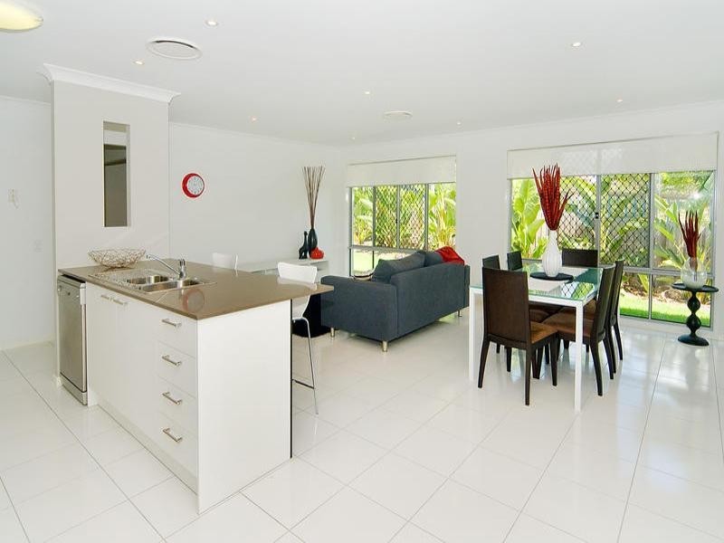 27 Holterman, Redbank Plains QLD 4301