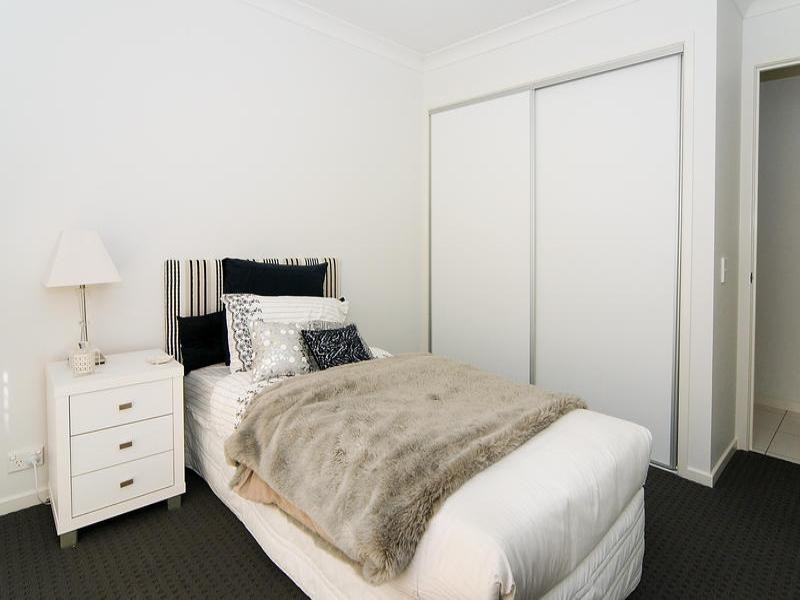 27 Holterman, Redbank Plains QLD 4301