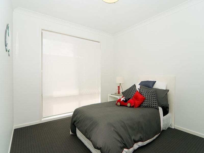 27 Holterman, Redbank Plains QLD 4301