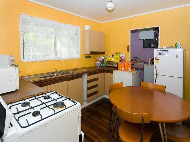 75 Diamond Street, Riverview QLD 4303